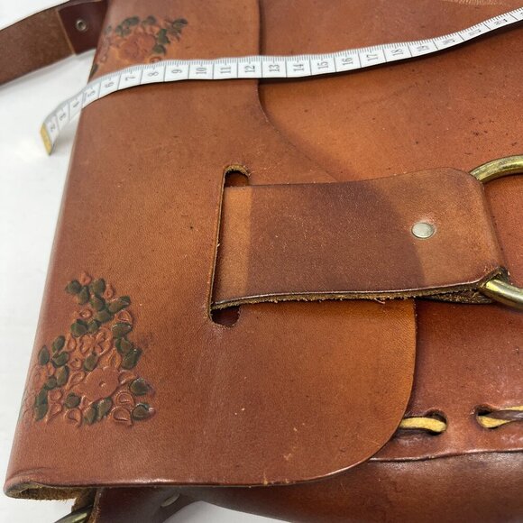 Vintage handmade leather shoulder bag stitching floral 1970s tooling - Picture 14 of 16